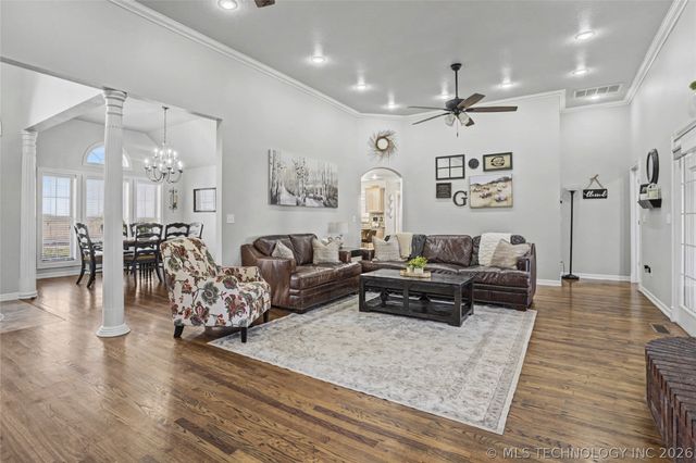 2168 S 433 Road, Pryor, OK 74361