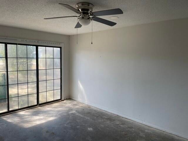 110 Oakmont Drive, Crestview, FL 32539