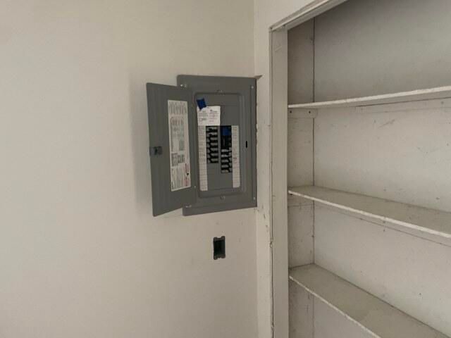 110 Oakmont Drive, Crestview, FL 32539