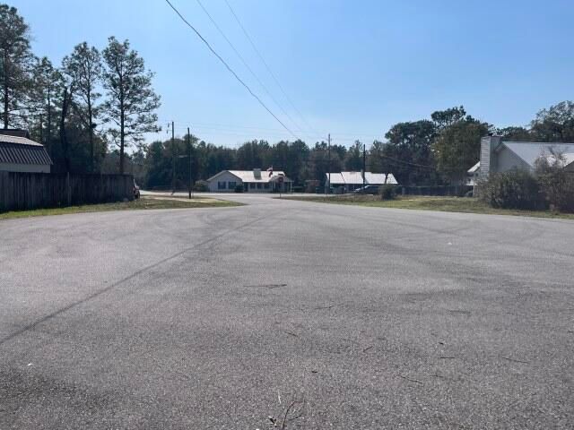 110 Oakmont Drive, Crestview, FL 32539