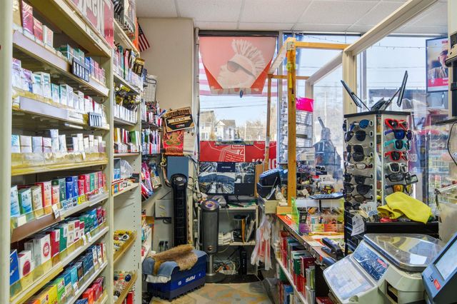 242 N Main Street, Concord, NH 03301