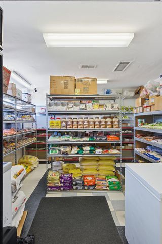 242 N Main Street, Concord, NH 03301