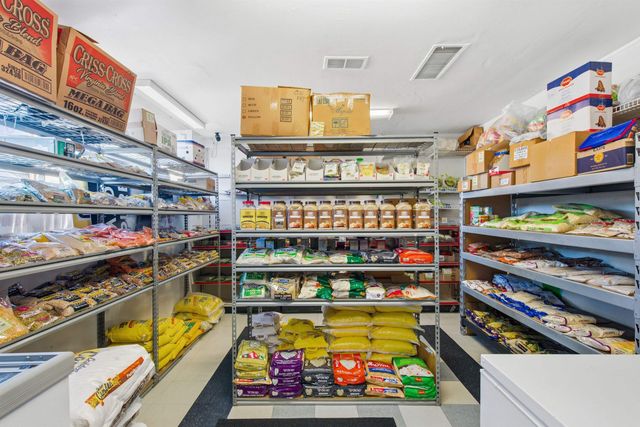 242 N Main Street, Concord, NH 03301