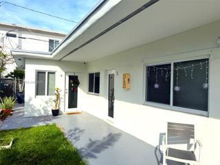 3071 SW 27th Ln 3, Miami, FL 33133