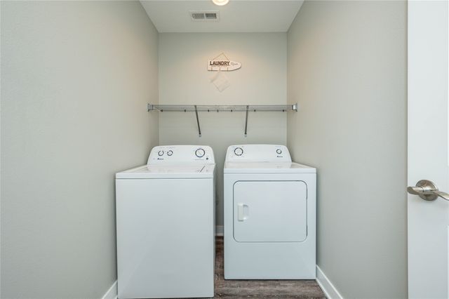 1405 NE Mocking Bird Lane, Grimes, IA 50111