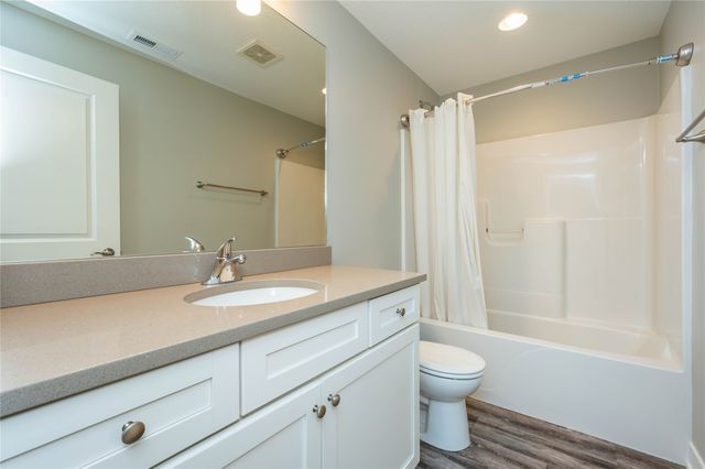 1405 NE Mocking Bird Lane, Grimes, IA 50111