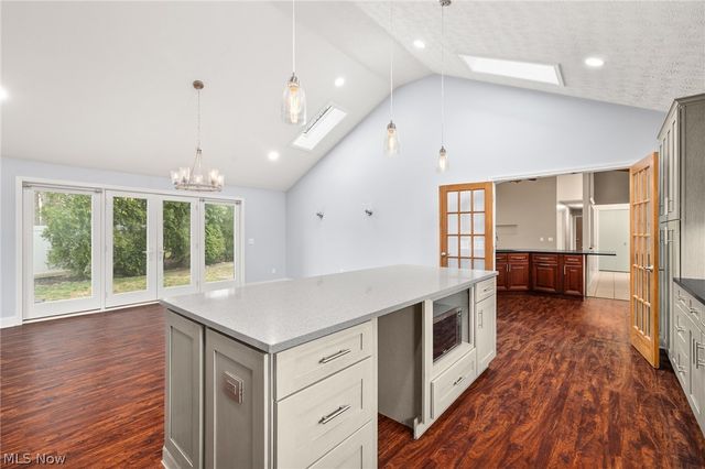 19595 Cross Trail N, Strongsville, OH 44136