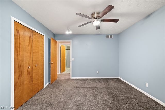19595 Cross Trail N, Strongsville, OH 44136