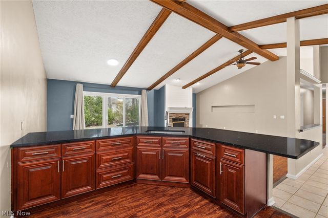 19595 Cross Trail N, Strongsville, OH 44136