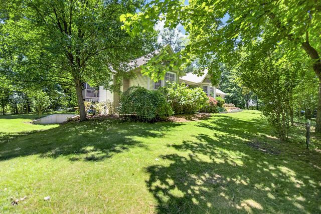 16 Christian Road, Emmett Twp, MI 49014