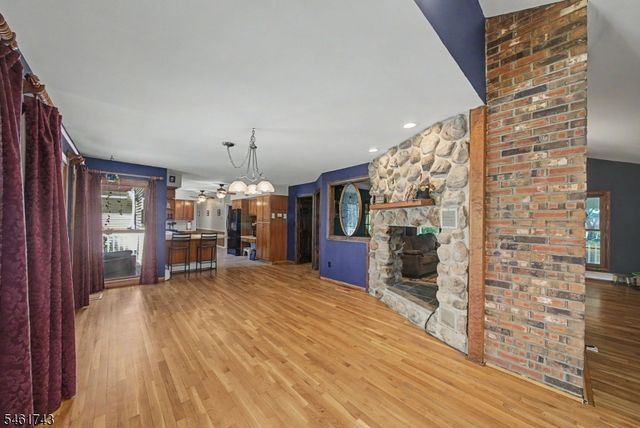15 Valley Rd, Rockaway Twp., NJ 07866