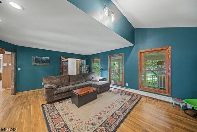 15 Valley Rd, Rockaway Twp., NJ 07866