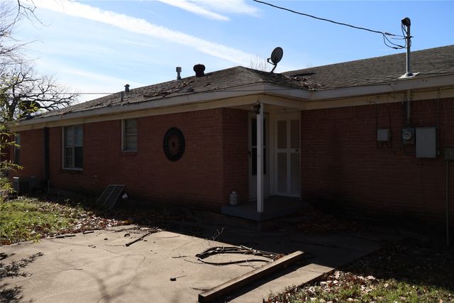 2816 Rosebud Lane, Richland Hills, TX 76118