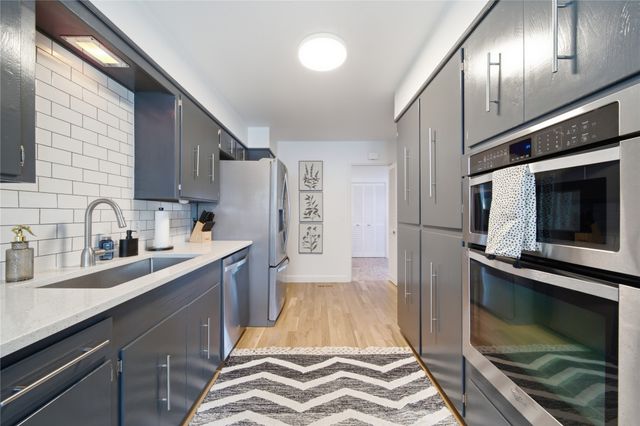 2156 S Fulton Place E, Tulsa, OK 74114