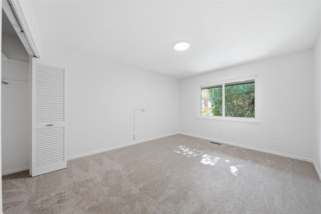 2156 S Fulton Place E, Tulsa, OK 74114
