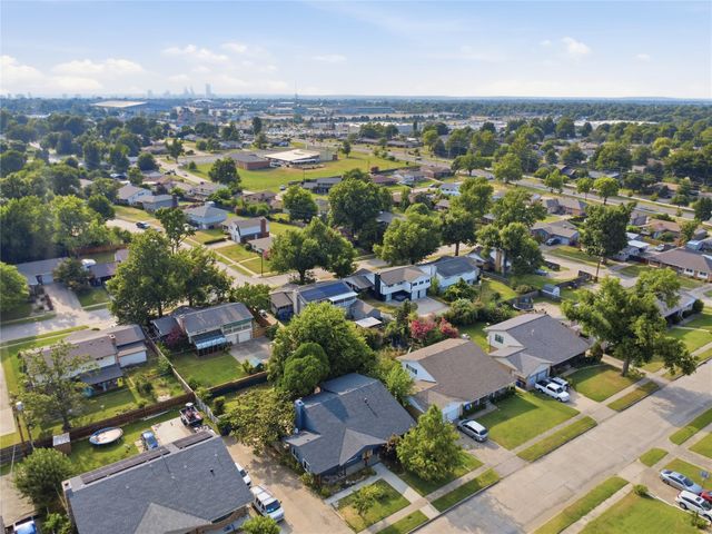 2156 S Fulton Place E, Tulsa, OK 74114