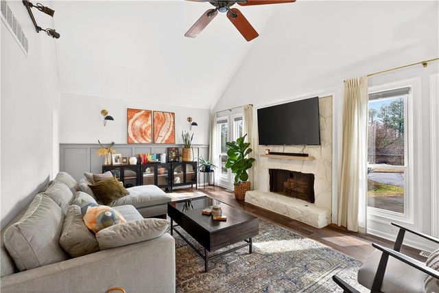 4936 Saint Johns SW Court, Mableton, GA 30126