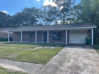 15905 Waycross Drive, Biloxi, MS 39532