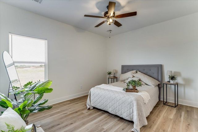 5425 Rolly St., Wichita, KS 67215