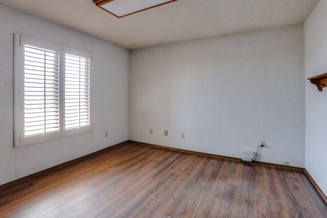 1360 Co Rd 13, Tahoka, TX 79373