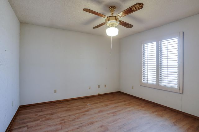 1360 Co Rd 13, Tahoka, TX 79373