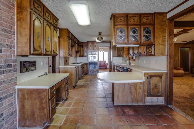 1360 Co Rd 13, Tahoka, TX 79373