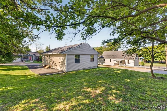 401 Meacham Street, Kirkwood, MO 63122