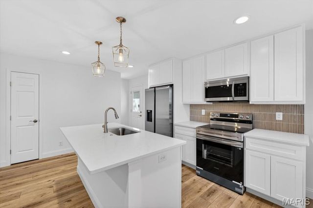 401 Meacham Street, Kirkwood, MO 63122