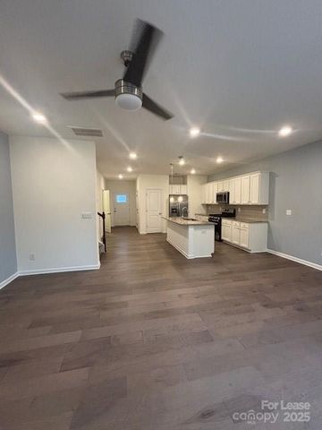 118 Quinn Road, Matthews, NC 28104