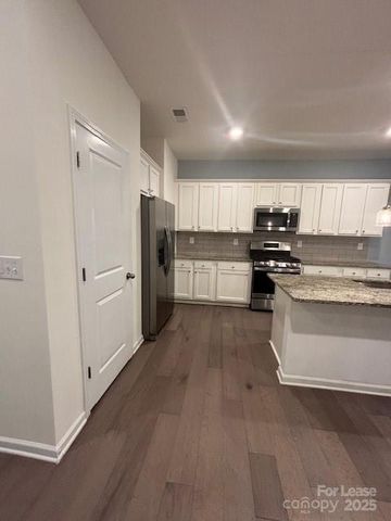 118 Quinn Road, Matthews, NC 28104