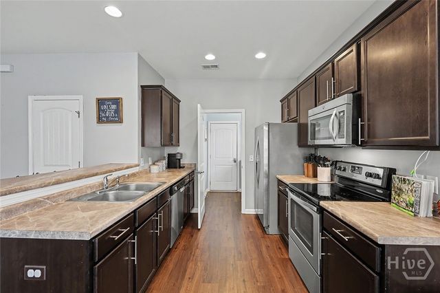 138 Calm Oaks Circle, Savannah, GA 31419