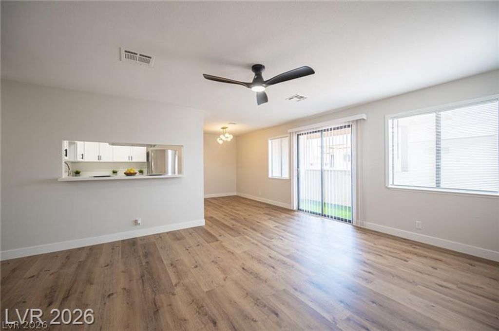 3720 Snorkel Circle D, Las Vegas, NV 89108 — photo 3