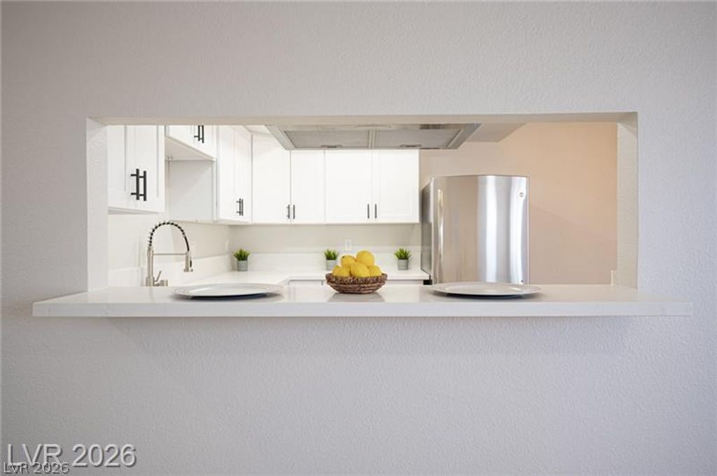 3720 Snorkel Circle D, Las Vegas, NV 89108 — photo 5