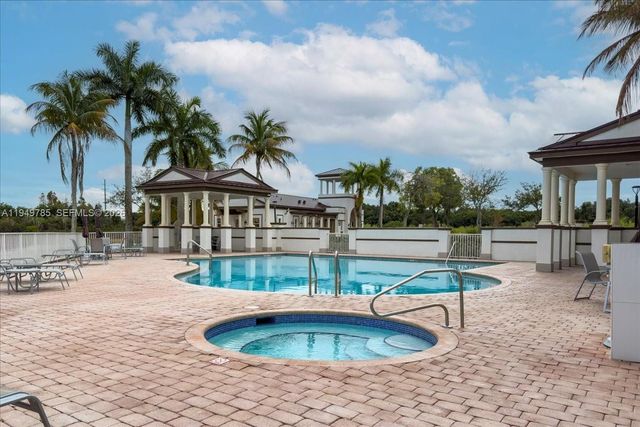 4341 SW 160th Ave 201, Miramar, FL 33027