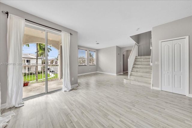 4341 SW 160th Ave 201, Miramar, FL 33027