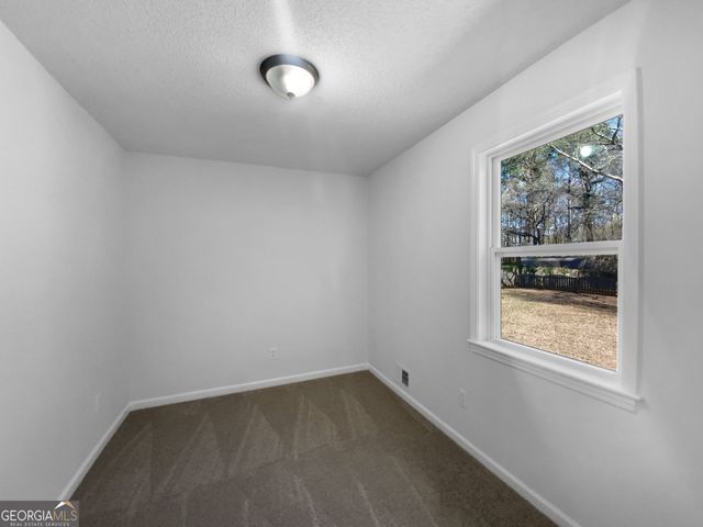 180 Antebellum Way, Fayetteville, GA 30215