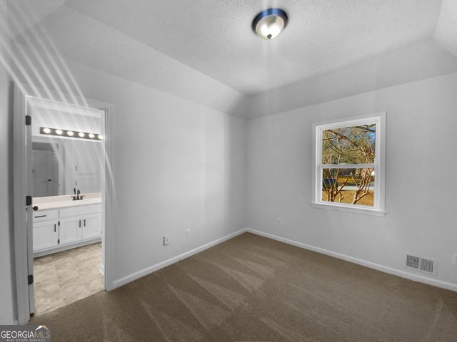 180 Antebellum Way, Fayetteville, GA 30215