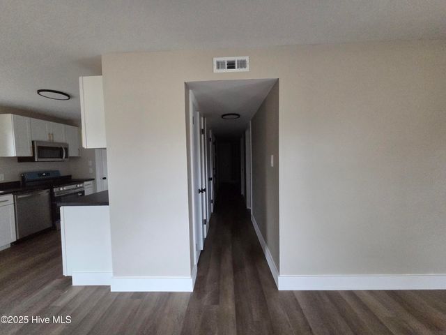 1502 N 26th Street, Wilmington, NC 28405