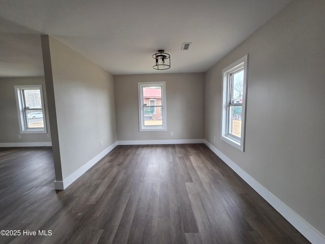 1502 N 26th Street, Wilmington, NC 28405