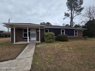 1502 N 26th Street, Wilmington, NC 28405