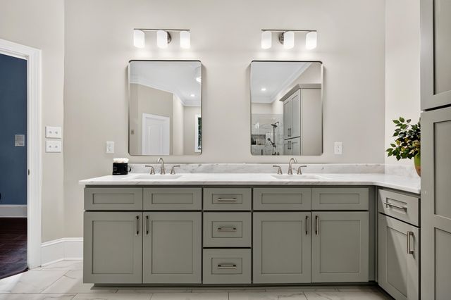 2421 HALLE PKY, Collierville, TN 38017