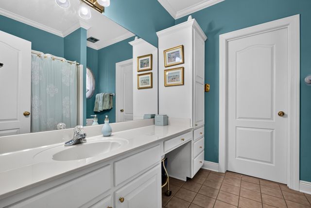 2421 HALLE PKY, Collierville, TN 38017