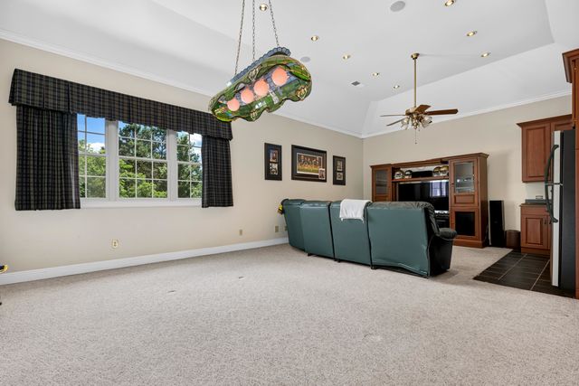 2421 HALLE PKY, Collierville, TN 38017