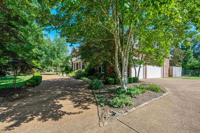 2421 HALLE PKY, Collierville, TN 38017
