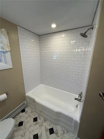 366 Aylsworth Avenue, Woonsocket, RI 02895