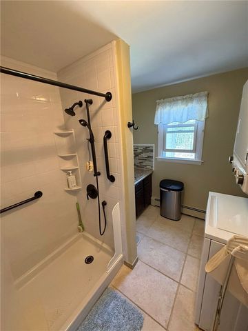 366 Aylsworth Avenue, Woonsocket, RI 02895