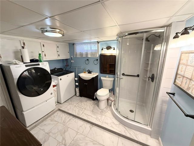 366 Aylsworth Avenue, Woonsocket, RI 02895