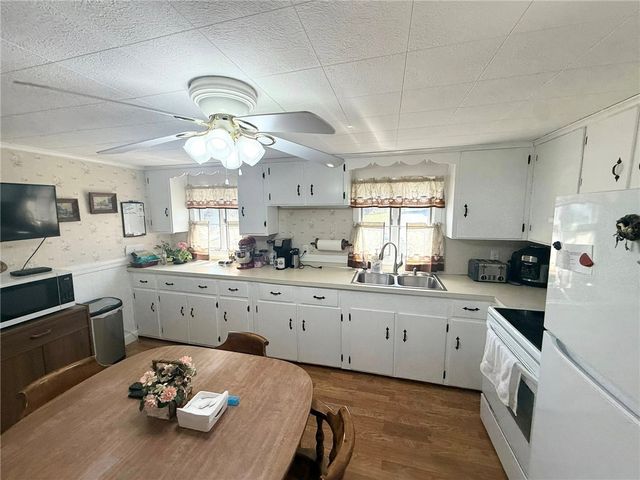 366 Aylsworth Avenue, Woonsocket, RI 02895