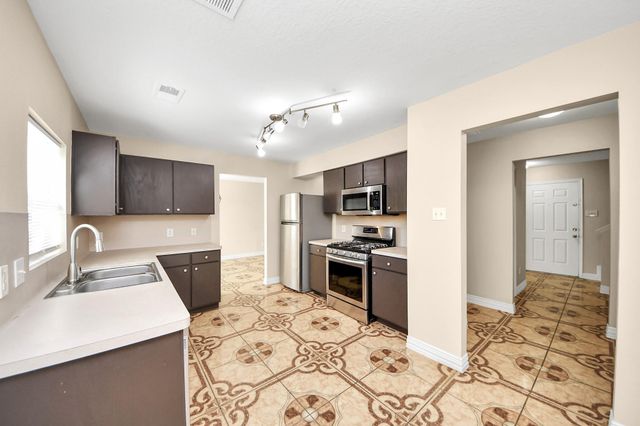 1423 Seafield Drive, Channelview, TX 77530