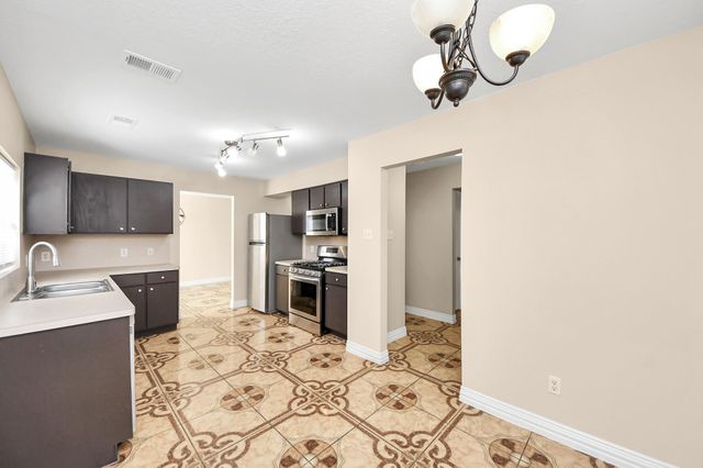 1423 Seafield Drive, Channelview, TX 77530